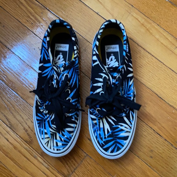 Tropical VANS - Picture 2 of 9